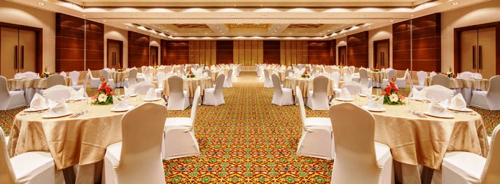 280/Balaji Sarovar Premiere - Solapur 03.jpg